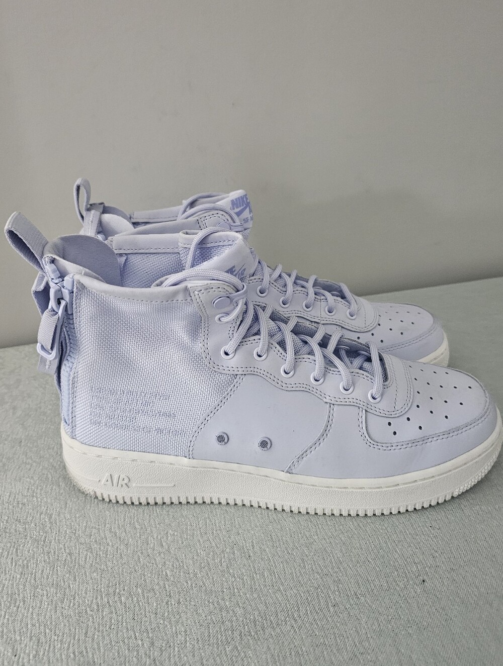 Nike SF Air Force 1 Mid Palest Purple Youth Boys Sneakers